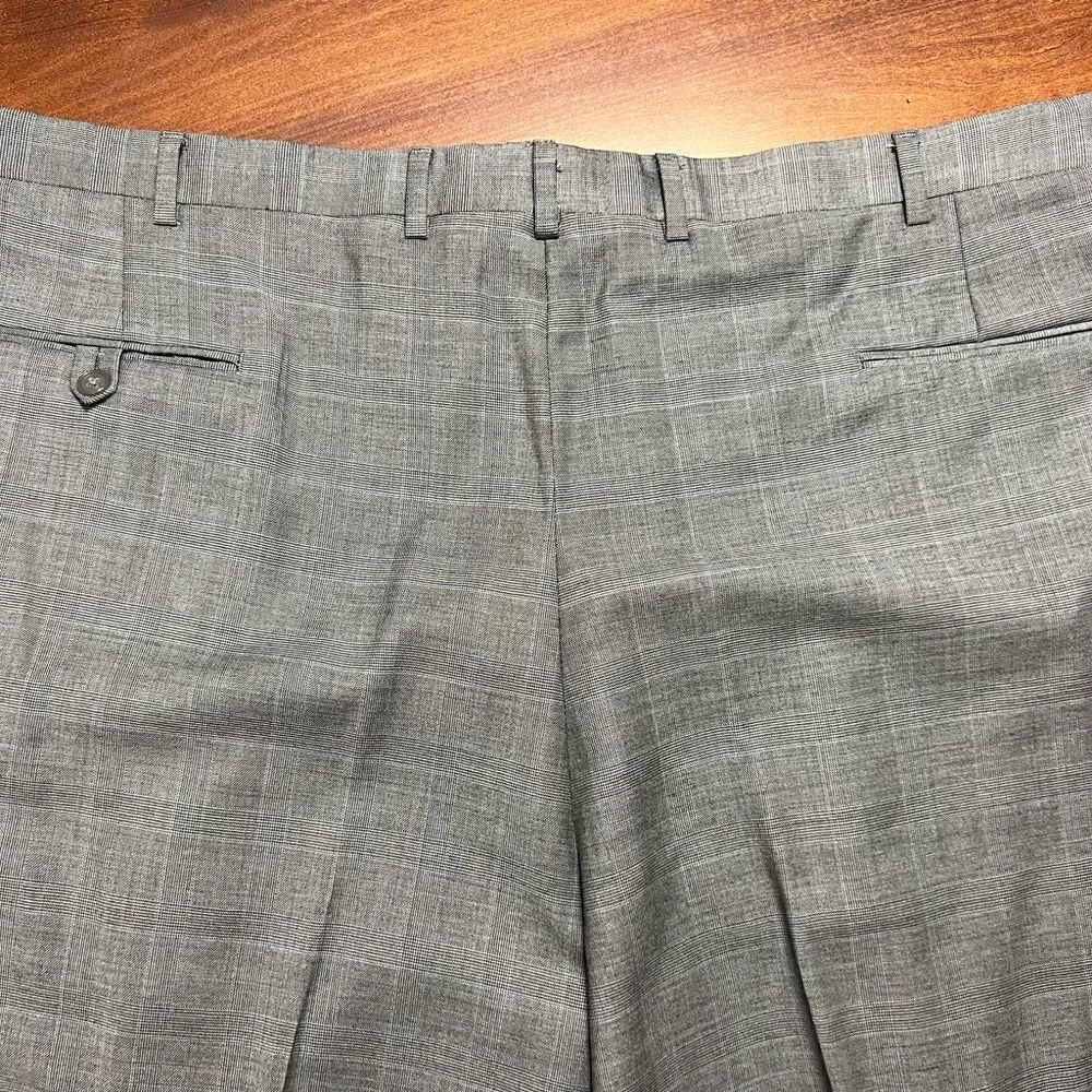 Gent’s Hart Schaffner Marx Custom Suit:  51” Chest,  43” Waist